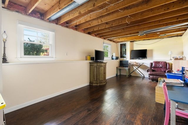 560 Auburn Street, Bridgewater, MA 02324