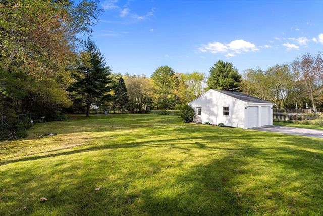 560 Auburn Street, Bridgewater, MA 02324