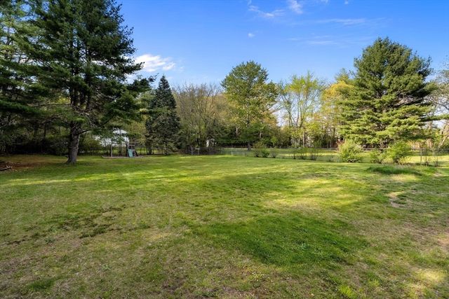 560 Auburn Street, Bridgewater, MA 02324