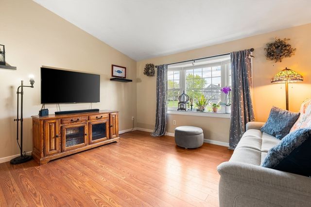 560 Auburn Street, Bridgewater, MA 02324