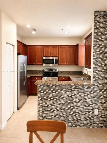 165 Emerald Creek Ter 165 165, Plantation, FL 33325