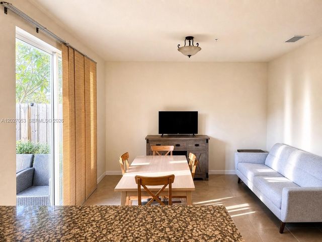 165 Emerald Creek Ter 165 165, Plantation, FL 33325