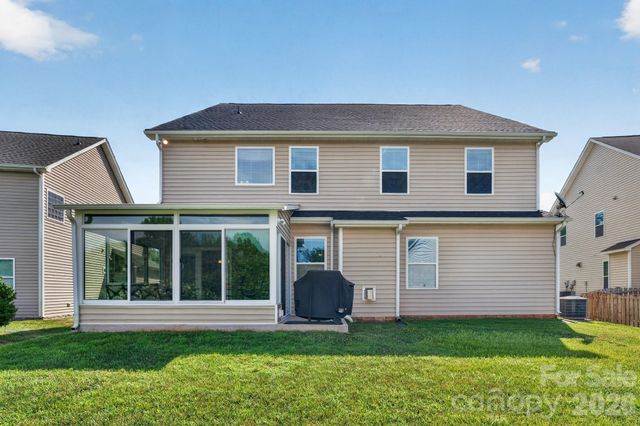 5909 Langwell Lane, Charlotte, NC 28278