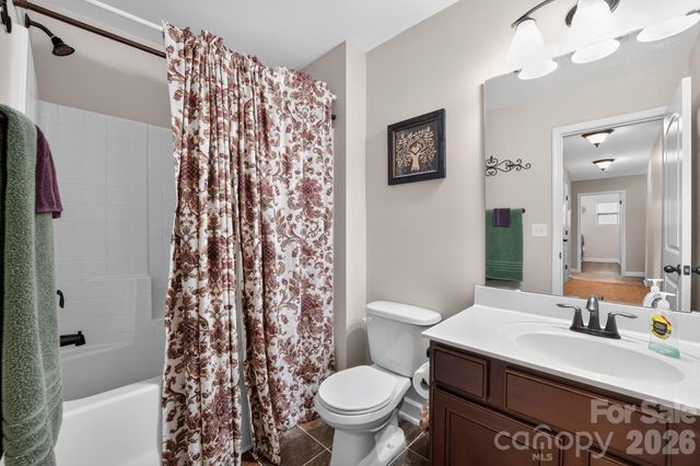 5909 Langwell Lane, Charlotte, NC 28278