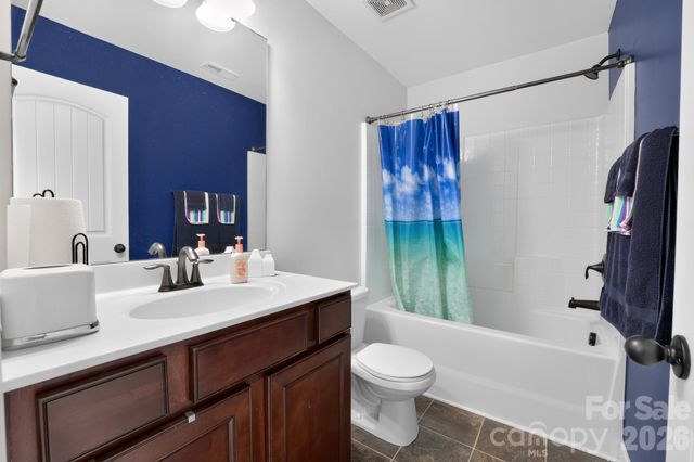 5909 Langwell Lane, Charlotte, NC 28278
