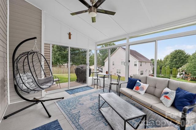 5909 Langwell Lane, Charlotte, NC 28278