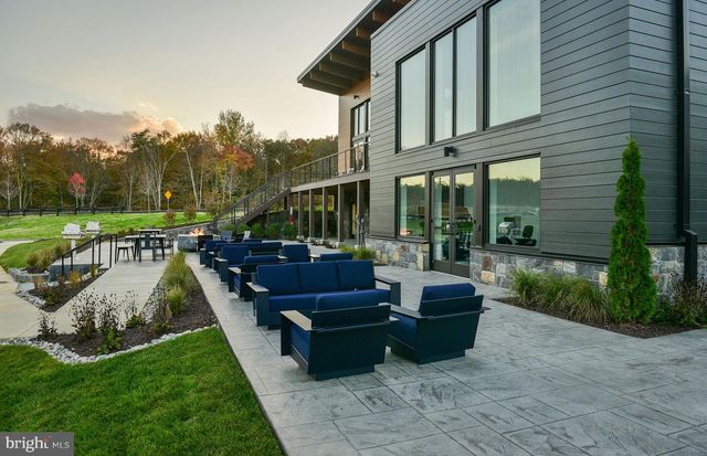 1102 CRESTED WOOD DR #2, Laurel, MD 20724