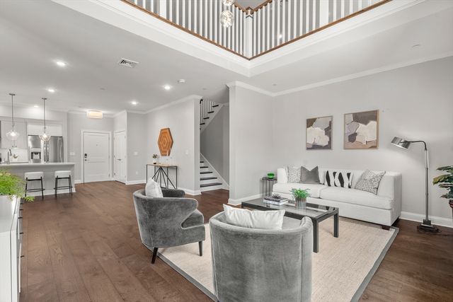 635 Old Post Road 2-303, Sharon, MA 02067