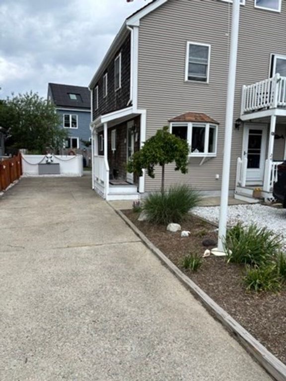 24 Pine Point Rd. 24, Duxbury, MA 02332