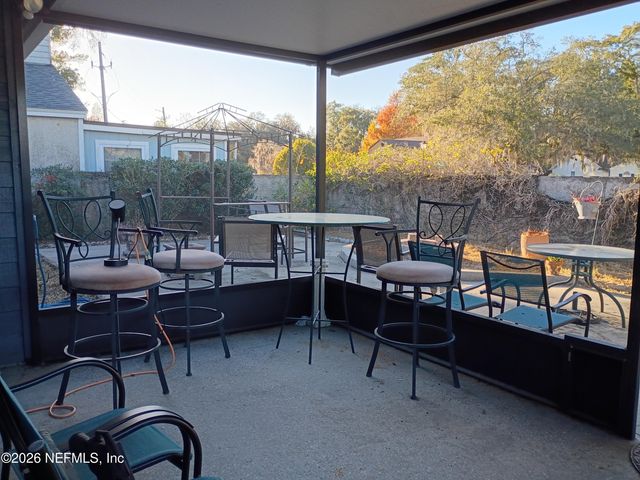 5561 MARINERS COVE Drive, Jacksonville, FL 32210