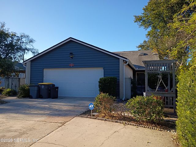 5561 MARINERS COVE Drive, Jacksonville, FL 32210