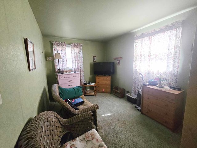 8811 W 92nd Street, Hickory Hills, IL 60457