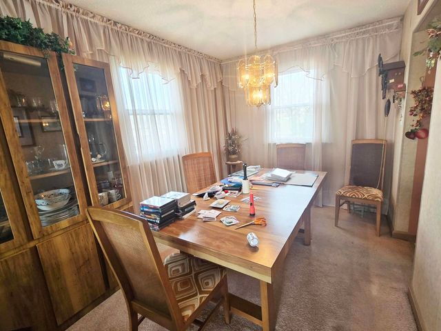 8811 W 92nd Street, Hickory Hills, IL 60457