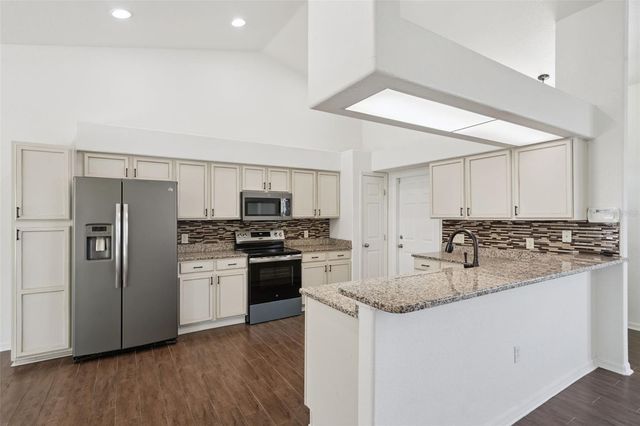 5549 LOMA VISTA LOOP, Loughman, FL 33858
