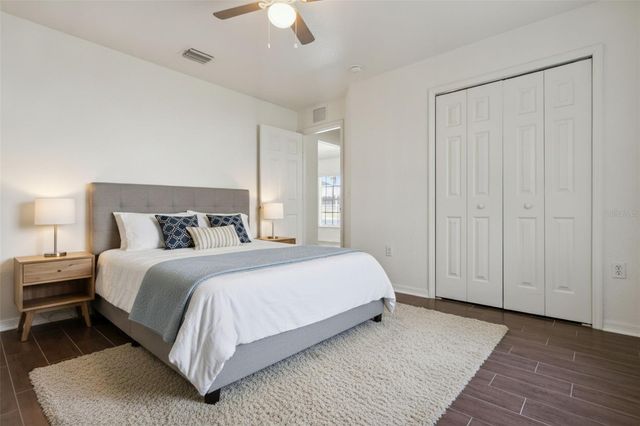 5549 LOMA VISTA LOOP, Loughman, FL 33858