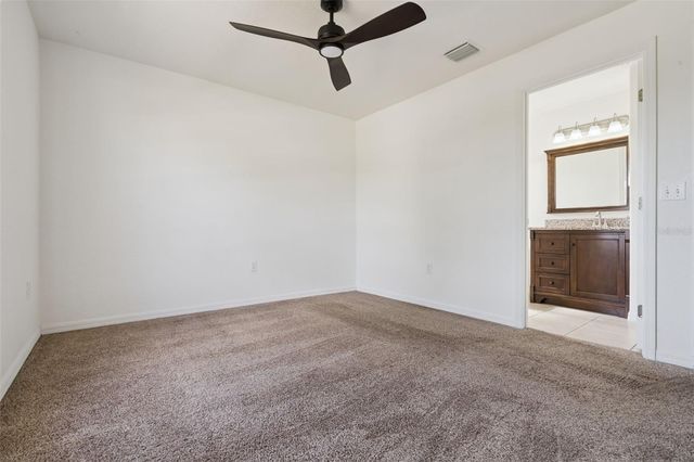 5549 LOMA VISTA LOOP, Loughman, FL 33858