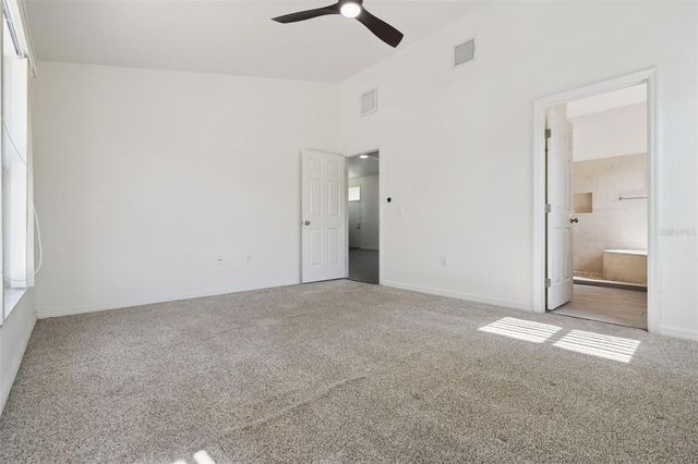 5549 LOMA VISTA LOOP, Loughman, FL 33858