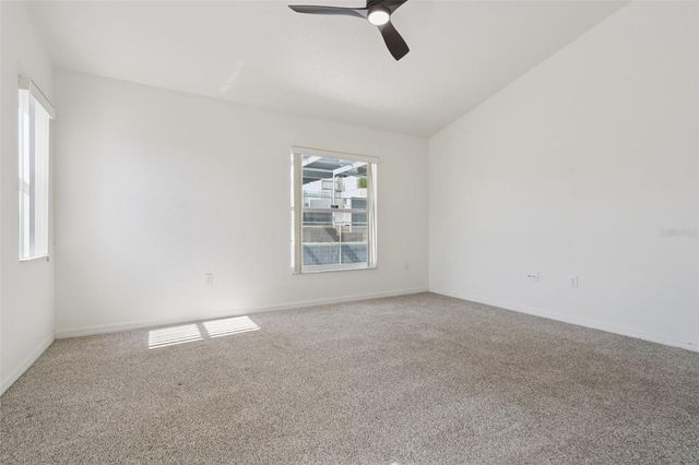 5549 LOMA VISTA LOOP, Loughman, FL 33858