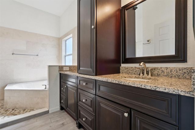 5549 LOMA VISTA LOOP, Loughman, FL 33858