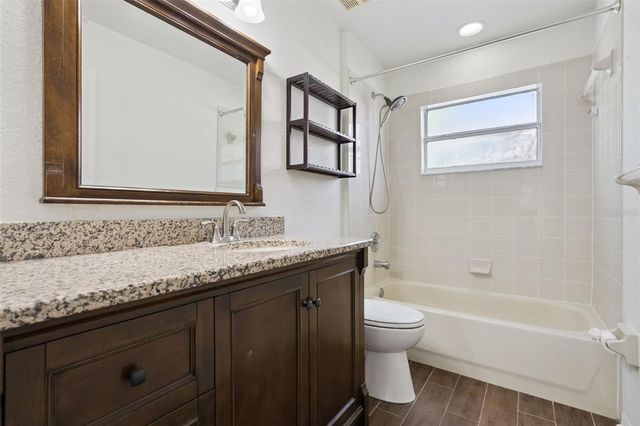 5549 LOMA VISTA LOOP, Loughman, FL 33858