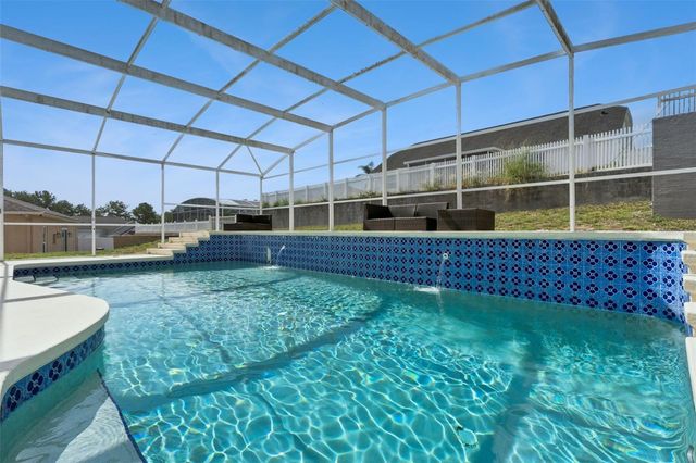5549 LOMA VISTA LOOP, Loughman, FL 33858