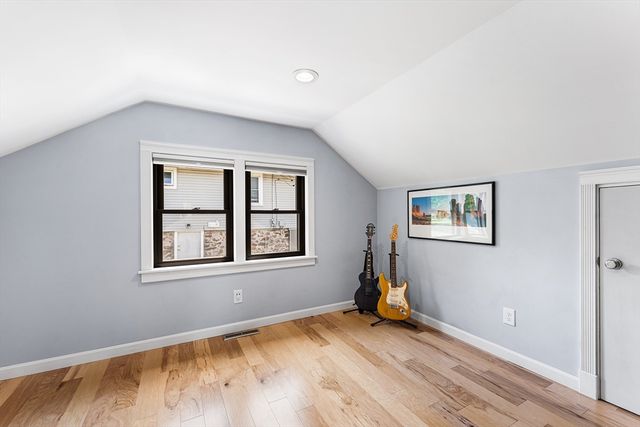 28 Hillcrest Rd, Braintree, MA 02184