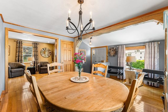28 Hillcrest Rd, Braintree, MA 02184