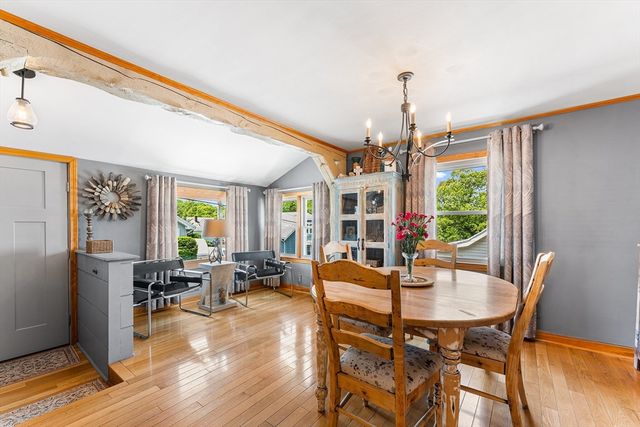 28 Hillcrest Rd, Braintree, MA 02184