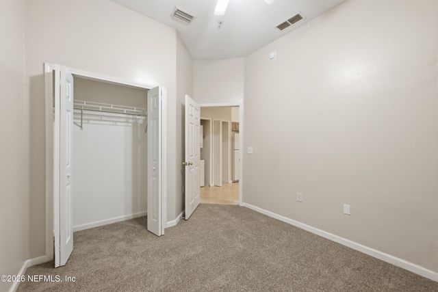 6087 MAGGIES Circle 103, Jacksonville, FL 32244