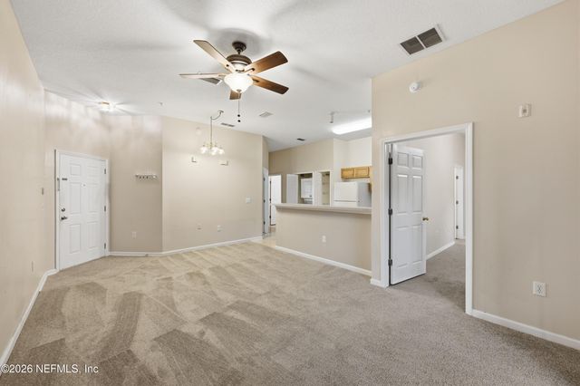 6087 MAGGIES Circle 103, Jacksonville, FL 32244