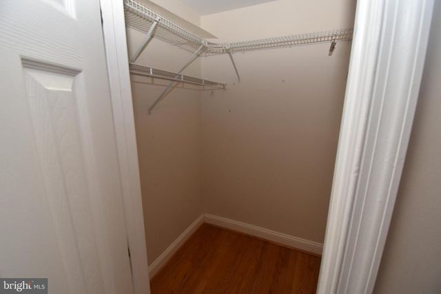 2901 MEADOW VIEW RD, Falls Church, VA 22042