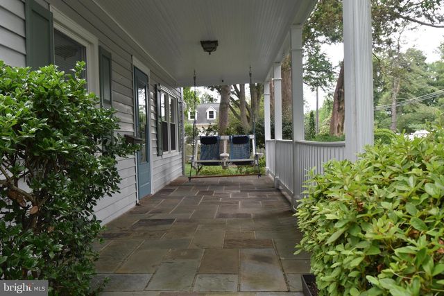 2901 MEADOW VIEW RD, Falls Church, VA 22042