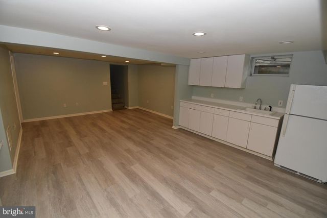 2901 MEADOW VIEW RD, Falls Church, VA 22042