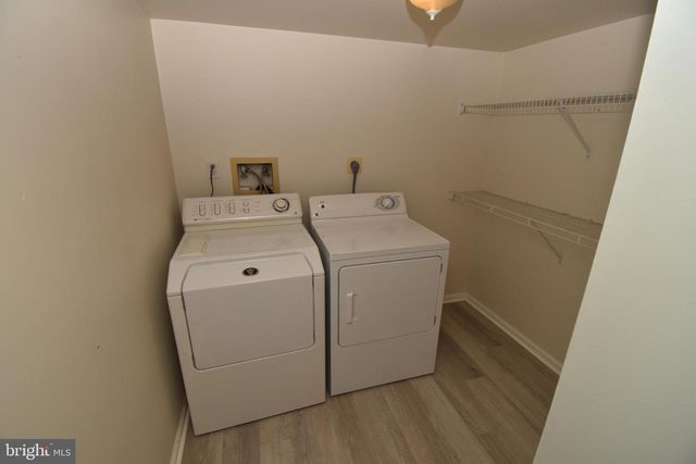 2901 MEADOW VIEW RD, Falls Church, VA 22042