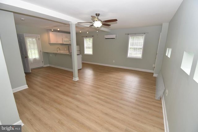 2901 MEADOW VIEW RD, Falls Church, VA 22042