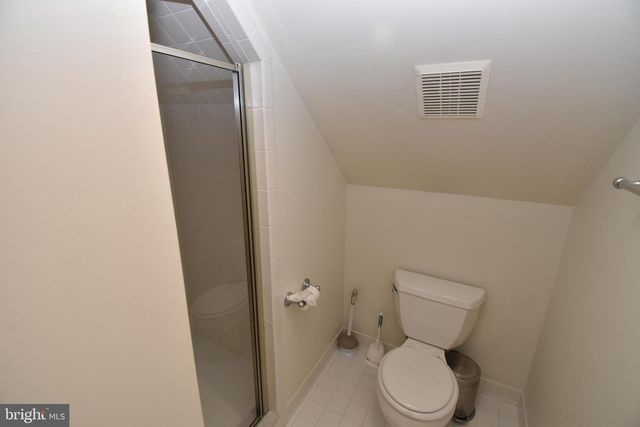 2901 MEADOW VIEW RD, Falls Church, VA 22042