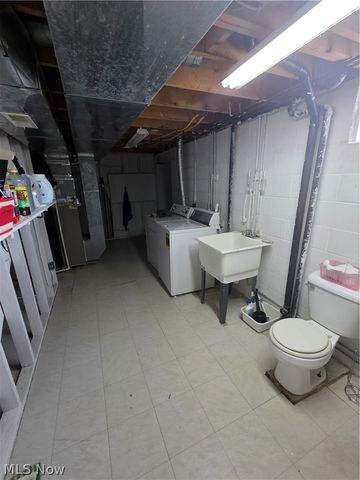 904 8th Street SW, Massillon, OH 44647