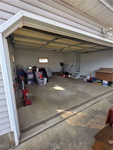 904 8th Street SW, Massillon, OH 44647