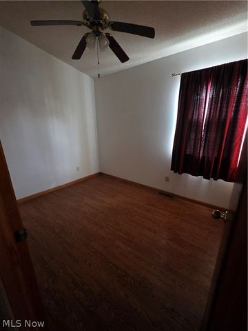 904 8th Street SW, Massillon, OH 44647