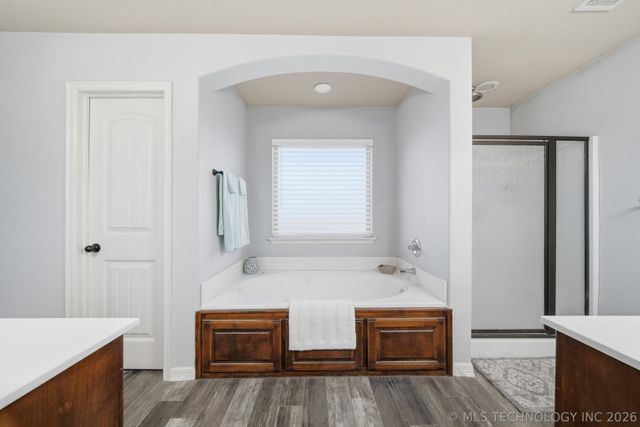 5972 E 136th Place N, Collinsville, OK 74021