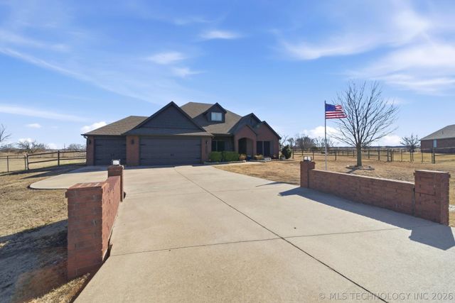 5972 E 136th Place N, Collinsville, OK 74021
