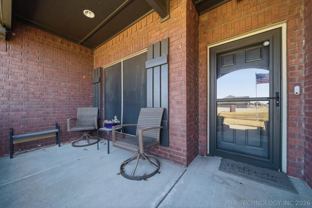 5972 E 136th Place N, Collinsville, OK 74021