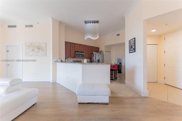 3001 NE 185th Street 710, Aventura, FL 33180