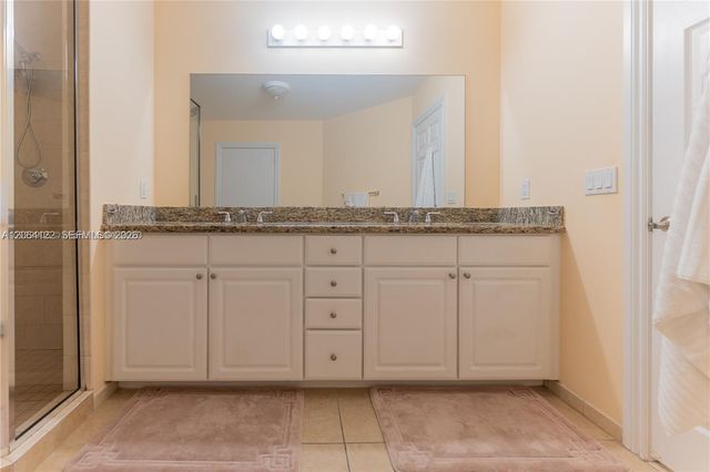 3001 NE 185th Street 710, Aventura, FL 33180