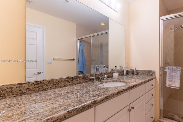3001 NE 185th Street 710, Aventura, FL 33180
