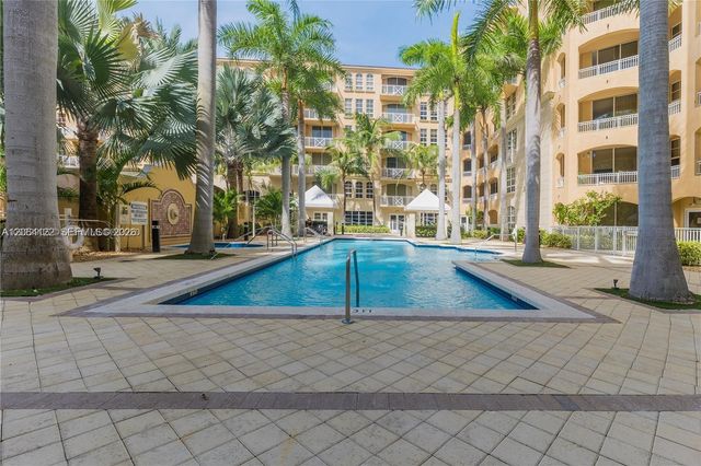 3001 NE 185th Street 710, Aventura, FL 33180