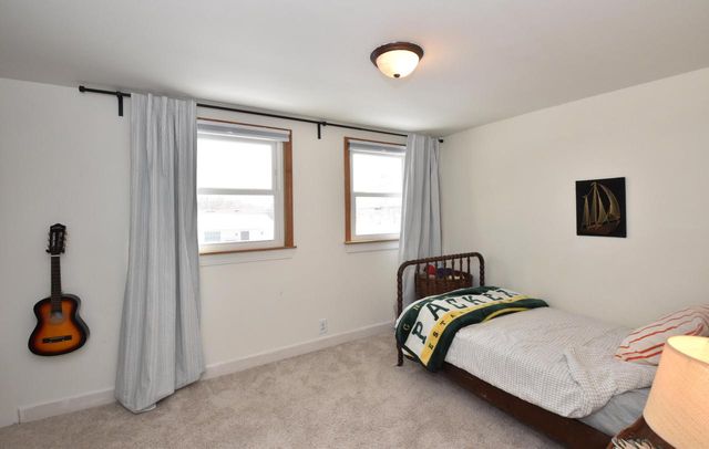 4537 33rd AVENUE, Kenosha, WI 53144