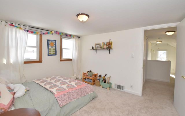 4537 33rd AVENUE, Kenosha, WI 53144