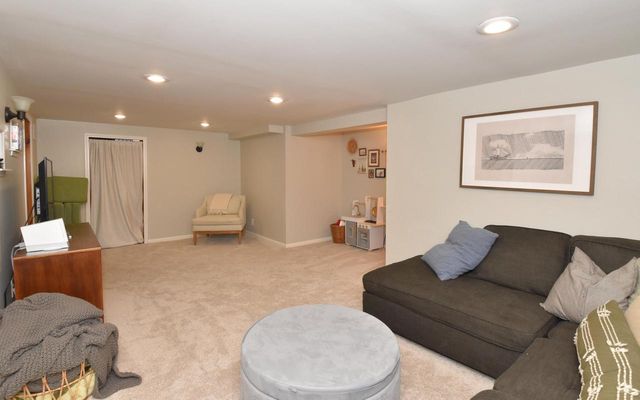 4537 33rd AVENUE, Kenosha, WI 53144