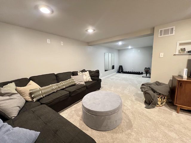 4537 33rd AVENUE, Kenosha, WI 53144